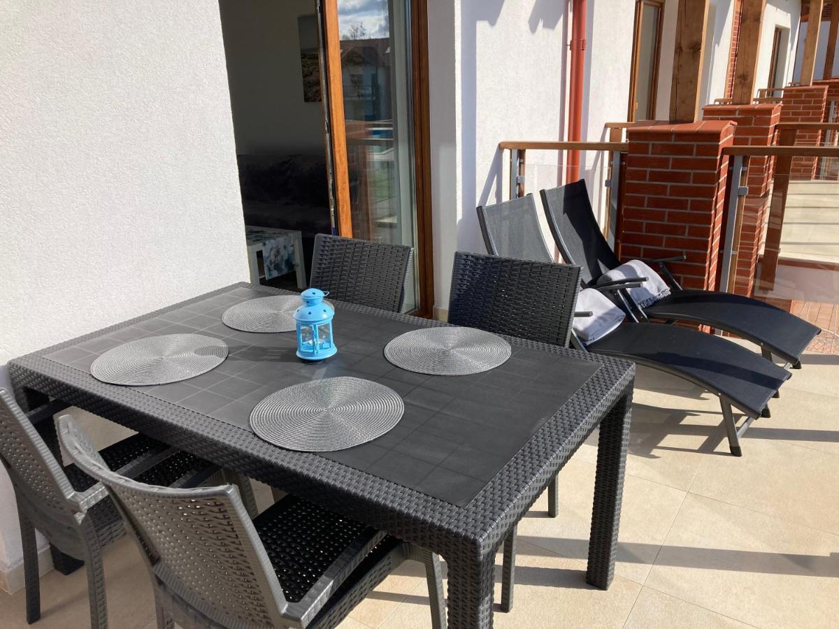 Apartament Lebska Ostoja Apartman Zarnowska Kültér fotó